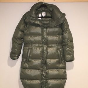 GAP M Tall Olive Down Puffer coat